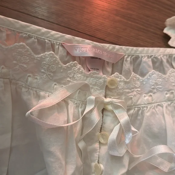 Victoria's Secret vintage white nightgown style dress - Picture 3 of 3
